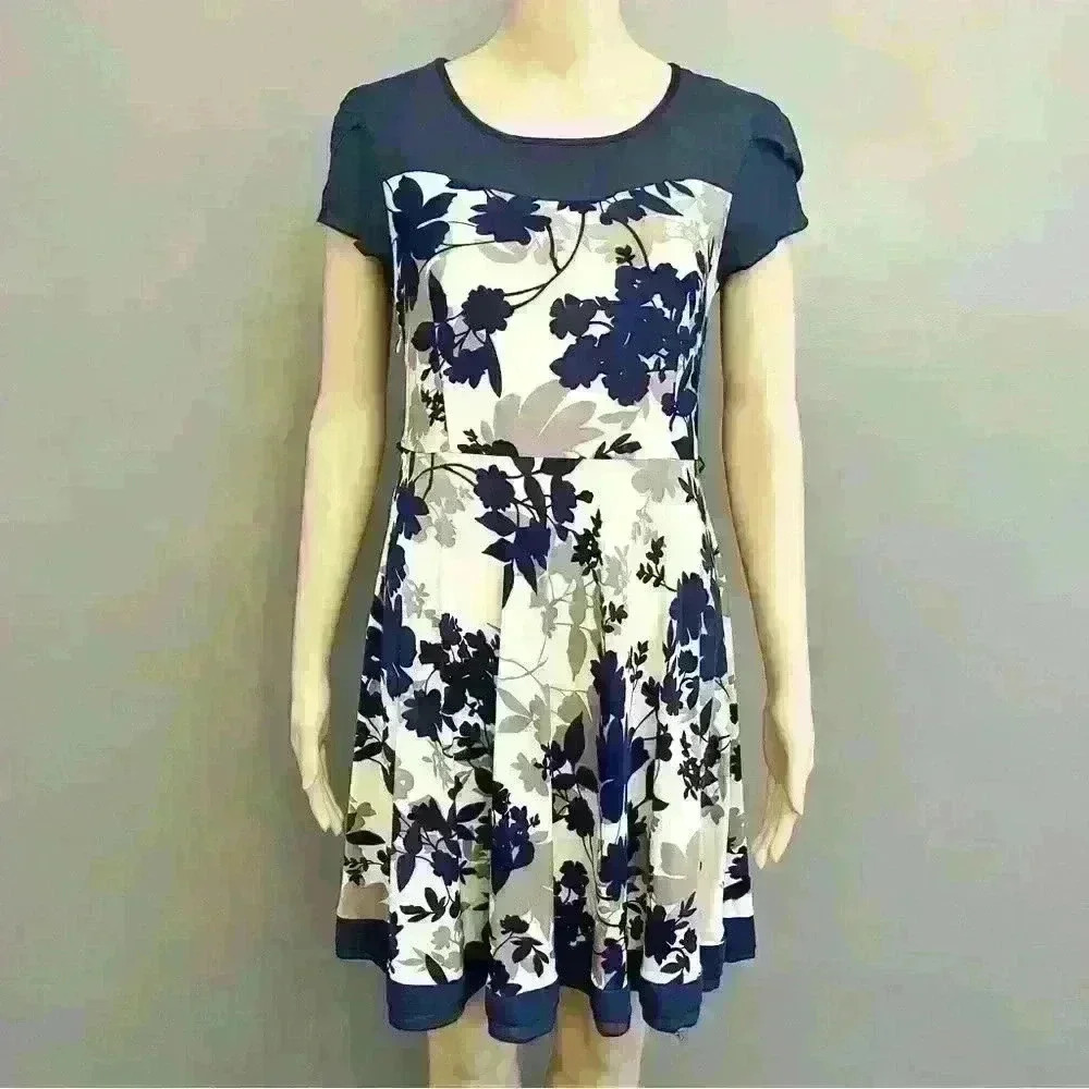 Vintage Navy floral short sleeves A-Line dress - Picture 1 of 4
